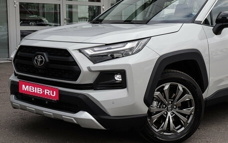 Toyota RAV4, 2024 год, 4 490 000 рублей, 5 фотография