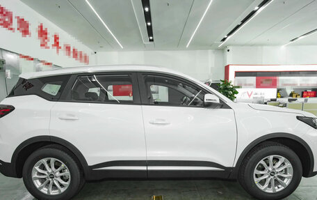 Chery Tiggo 7, 2024 год, 1 850 000 рублей, 6 фотография