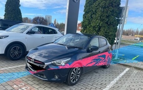 Mazda Demio IV, 2017 год, 1 450 000 рублей, 2 фотография