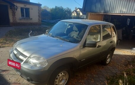 Chevrolet Niva I рестайлинг, 2014 год, 550 000 рублей, 4 фотография