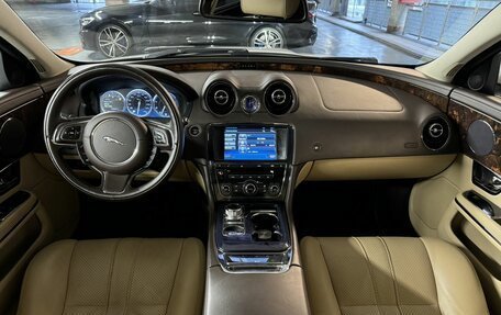 Jaguar XJ IV (X351), 2011 год, 1 450 000 рублей, 19 фотография