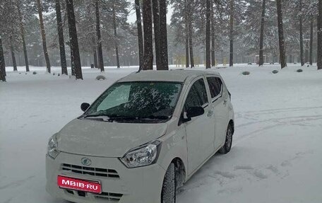 Daihatsu Mira e:S II, 2017 год, 630 000 рублей, 1 фотография