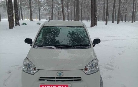 Daihatsu Mira e:S II, 2017 год, 630 000 рублей, 11 фотография