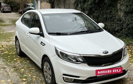 KIA Rio III рестайлинг, 2015 год, 960 000 рублей, 2 фотография