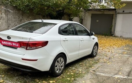 KIA Rio III рестайлинг, 2015 год, 960 000 рублей, 6 фотография