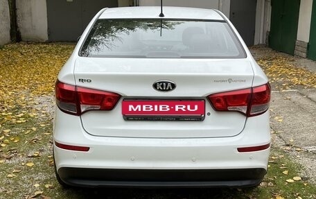 KIA Rio III рестайлинг, 2015 год, 960 000 рублей, 5 фотография