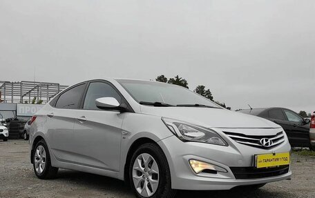 Hyundai Solaris II рестайлинг, 2015 год, 1 090 000 рублей, 3 фотография