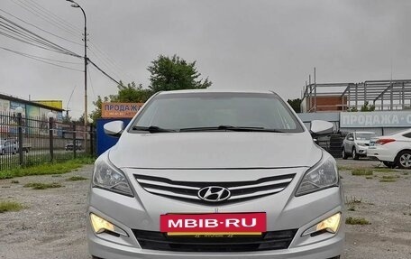 Hyundai Solaris II рестайлинг, 2015 год, 1 090 000 рублей, 2 фотография