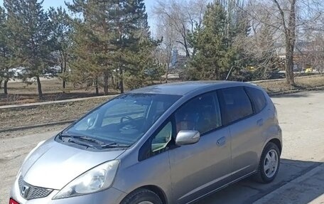 Honda Fit III, 2010 год, 950 000 рублей, 1 фотография