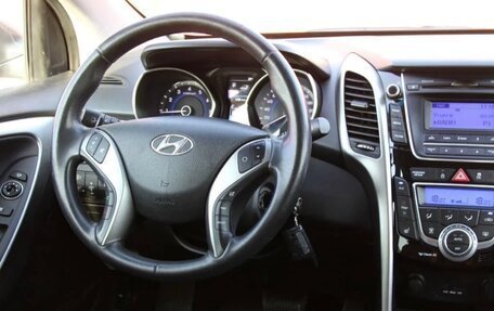 Hyundai i30 II рестайлинг, 2012 год, 1 150 000 рублей, 13 фотография