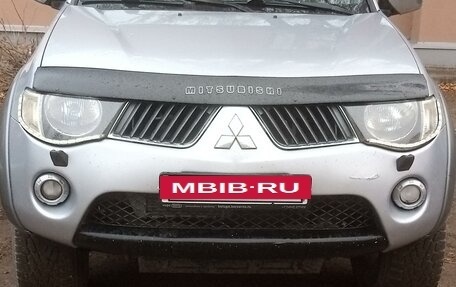 Mitsubishi L200 IV рестайлинг, 2008 год, 1 450 000 рублей, 7 фотография