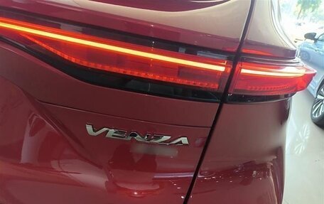 Toyota Venza, 2022 год, 3 795 000 рублей, 6 фотография