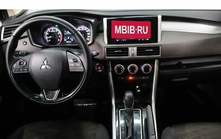 Mitsubishi Xpander, 2022 год, 2 200 000 рублей, 9 фотография