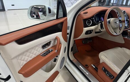 Bentley Bentayga I, 2016 год, 14 900 000 рублей, 23 фотография