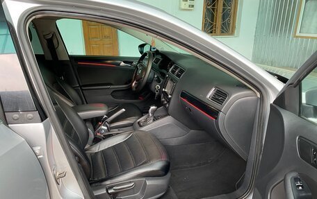 Volkswagen Jetta VI, 2012 год, 1 039 000 рублей, 8 фотография