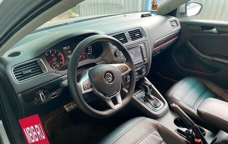 Volkswagen Jetta VI, 2012 год, 1 039 000 рублей, 11 фотография