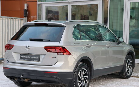 Volkswagen Tiguan II, 2018 год, 2 290 000 рублей, 6 фотография