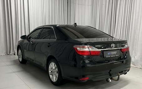 Toyota Camry, 2016 год, 1 950 000 рублей, 6 фотография