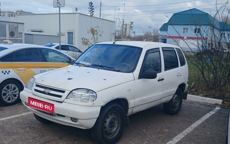 Chevrolet Niva I рестайлинг, 2003 год, 190 000 рублей, 4 фотография