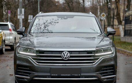 Volkswagen Touareg III, 2019 год, 7 200 000 рублей, 2 фотография