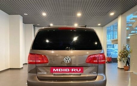 Volkswagen Touran III, 2014 год, 1 390 000 рублей, 4 фотография