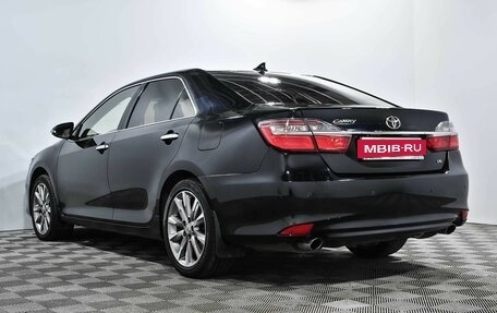 Toyota Camry, 2017 год, 2 480 000 рублей, 7 фотография