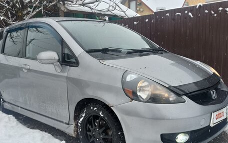 Honda Fit III, 2007 год, 530 000 рублей, 2 фотография