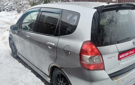 Honda Fit III, 2007 год, 530 000 рублей, 3 фотография