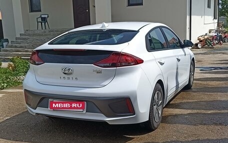 Hyundai IONIQ, 2020 год, 1 900 000 рублей, 3 фотография