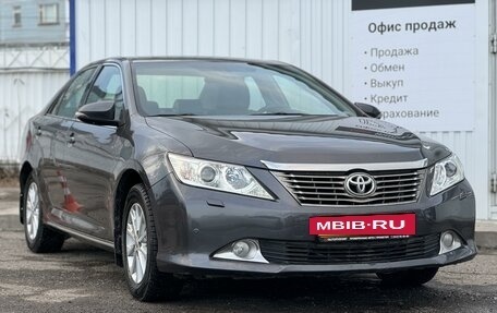 Toyota Camry, 2012 год, 1 740 000 рублей, 3 фотография