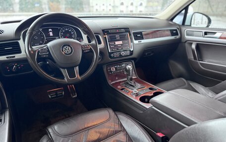 Volkswagen Touareg III, 2013 год, 2 121 000 рублей, 15 фотография