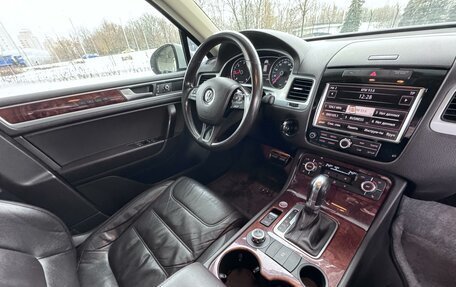 Volkswagen Touareg III, 2013 год, 2 121 000 рублей, 24 фотография