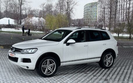 Volkswagen Touareg III, 2013 год, 2 121 000 рублей, 34 фотография