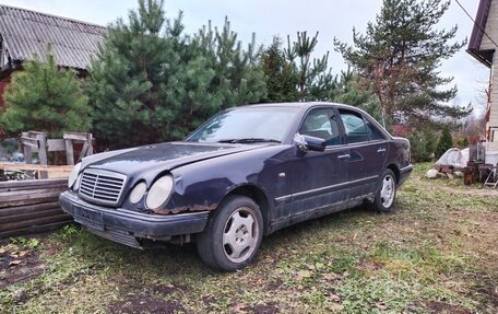 Mercedes-Benz E-Класс, 1998 год, 157 000 рублей, 5 фотография