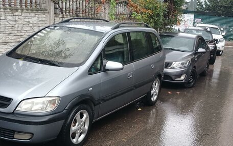 Opel Zafira A рестайлинг, 2003 год, 550 000 рублей, 4 фотография