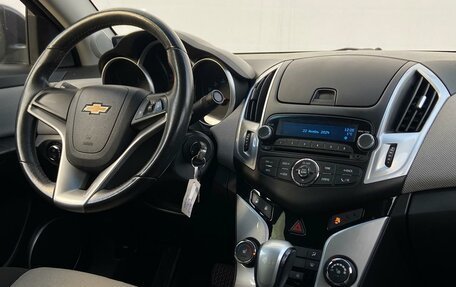 Chevrolet Cruze II, 2013 год, 928 900 рублей, 15 фотография