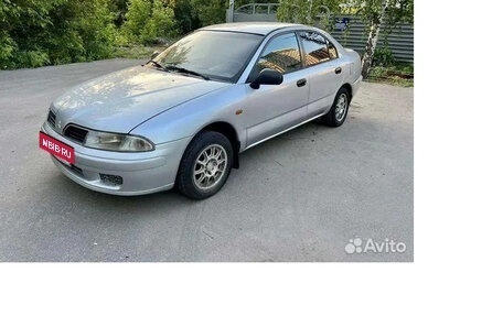 Mitsubishi Carisma I, 2000 год, 200 000 рублей, 1 фотография