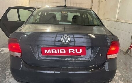 Volkswagen Polo VI (EU Market), 2012 год, 850 000 рублей, 26 фотография