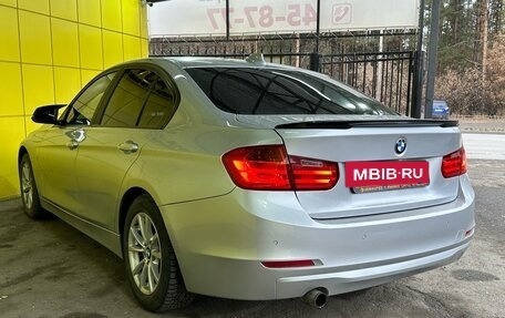 BMW 3 серия, 2013 год, 1 500 000 рублей, 10 фотография