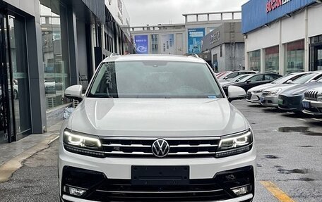 Volkswagen Tiguan II, 2021 год, 4 фотография