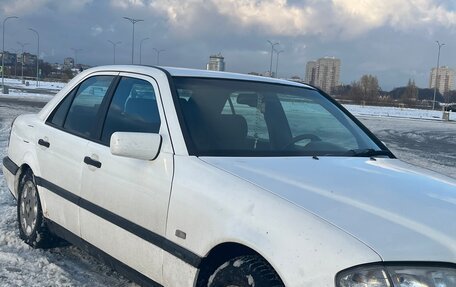 Mercedes-Benz C-Класс, 1997 год, 300 000 рублей, 2 фотография