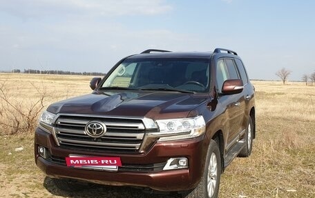 Toyota Land Cruiser 200, 2016 год, 7 100 000 рублей, 6 фотография