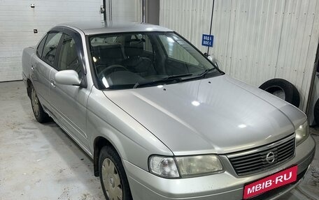 Nissan Sunny B15, 2003 год, 250 000 рублей, 1 фотография