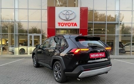 Toyota RAV4, 2024 год, 4 900 000 рублей, 7 фотография