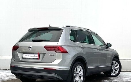 Volkswagen Tiguan II, 2017 год, 2 892 700 рублей, 2 фотография