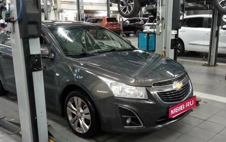 Chevrolet Cruze II, 2013 год, 900 000 рублей, 2 фотография