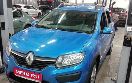 Renault Sandero II рестайлинг, 2017 год, 1 200 000 рублей, 1 фотография