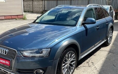 Audi A4 allroad, 2015 год, 2 300 000 рублей, 1 фотография