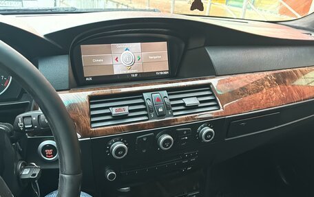 BMW 5 серия, 2008 год, 1 000 000 рублей, 3 фотография