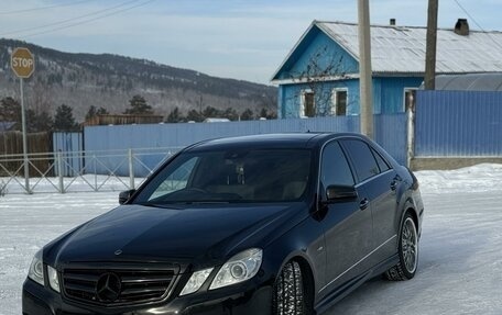 Mercedes-Benz E-Класс, 2011 год, 1 800 000 рублей, 4 фотография